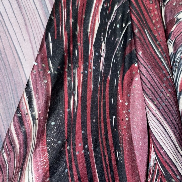 Dress Barn 1XW glittery “v” neck top - Picture 3 of 5